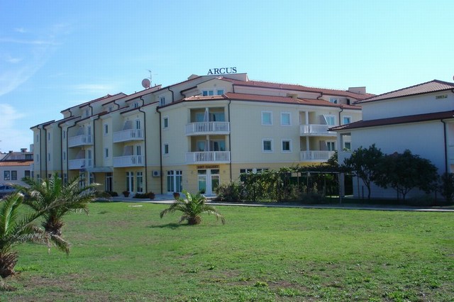 HotelArcus.jpg
