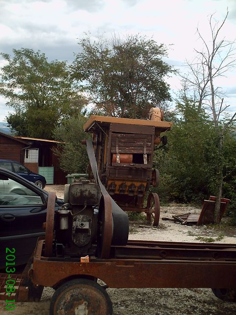 15821186rf.jpg