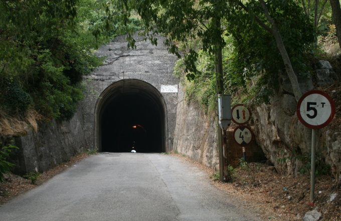 Tunnel_680.jpg