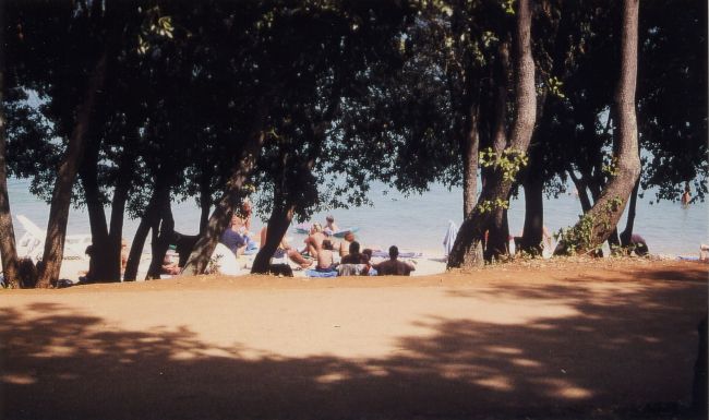 Kopie__Lanterna_Weg_Kiesstrand.jpg