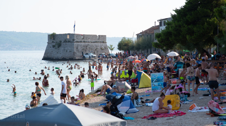 www-kastela-org.translate.goog