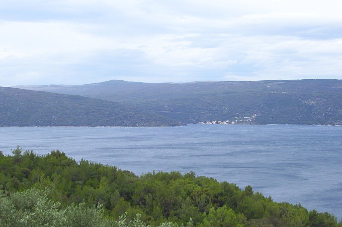 026_Blick_ber_die_Bucht_von_Valun.jpg