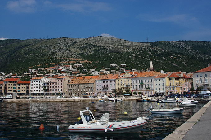 DSC00756-1.jpg