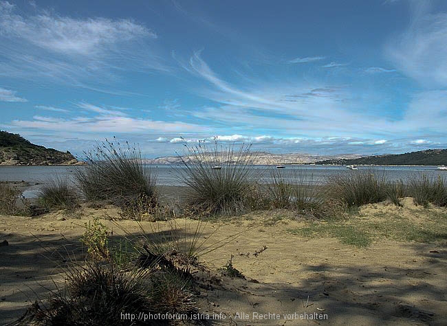 Sandstrand-Lopar.jpg