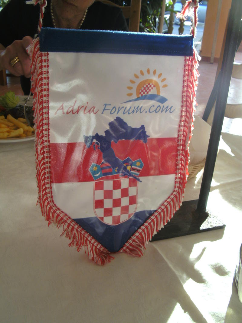 23072960sv.jpg