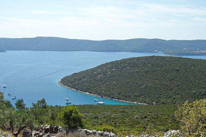 079_Wanderung_zum_Klis_Blick_auf_Uvala_Kablin.jpg