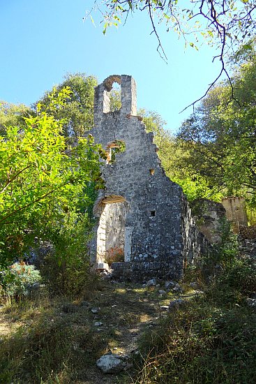 ruine_nr_2.jpg