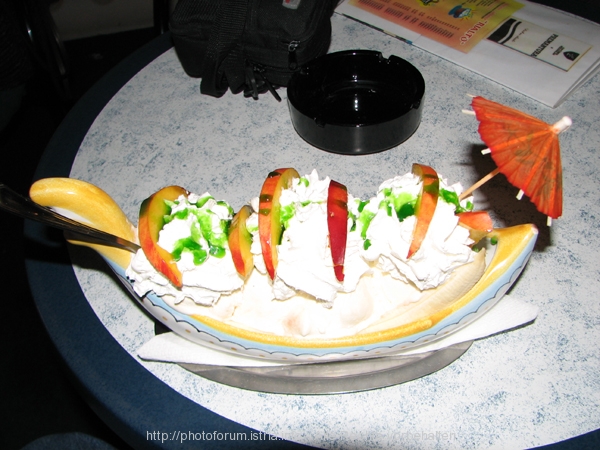 Eiskreation2.jpg