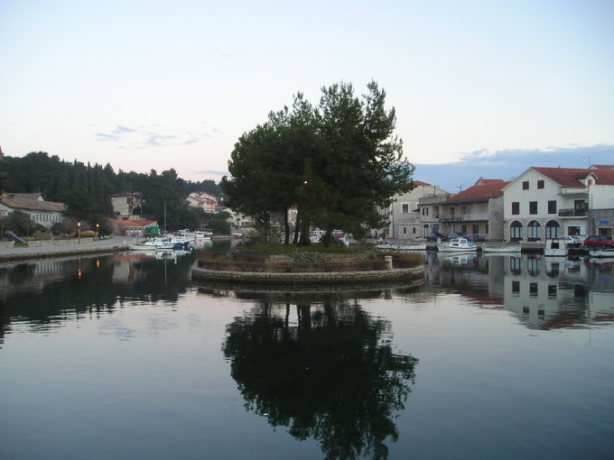P1010284_680.jpg