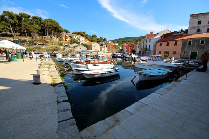 Veli_Losinj_-_Hafen-001.jpg