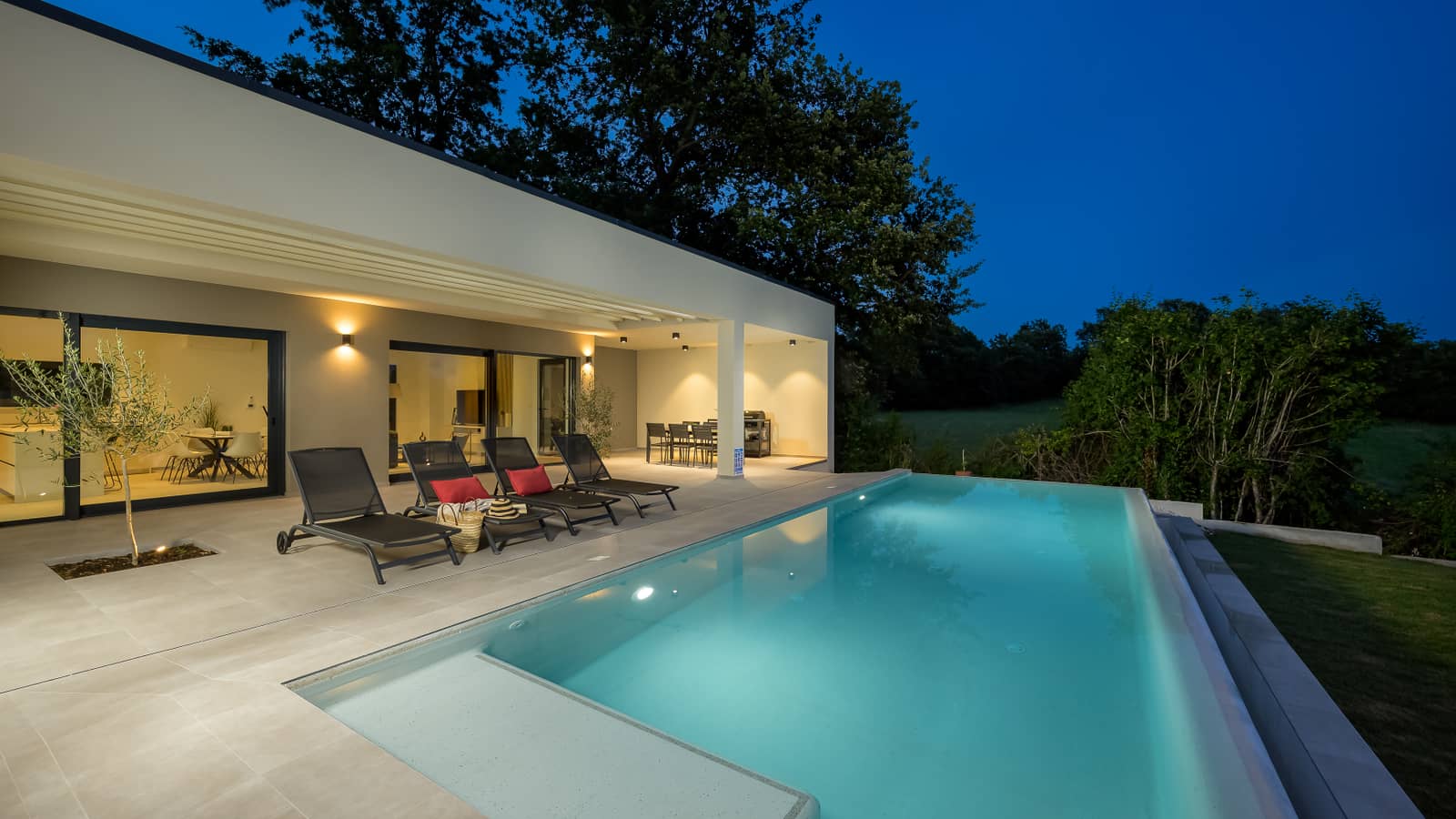 www.istria-lux.com