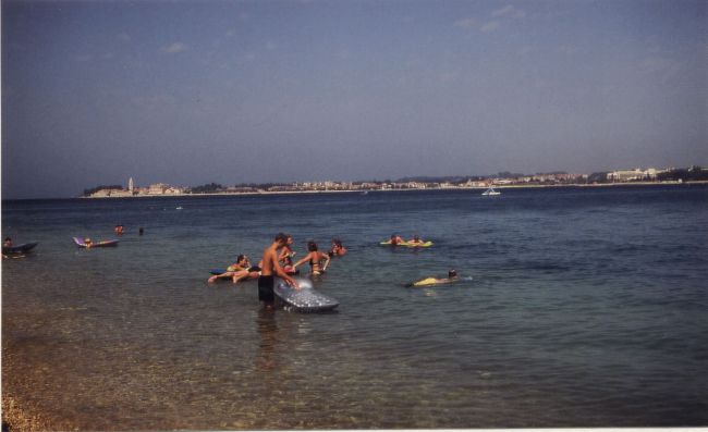 Kopie__Kiesstrand_Lanterna.jpg