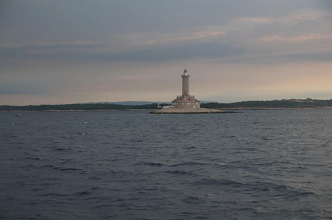 DSC08146-1_2.jpg