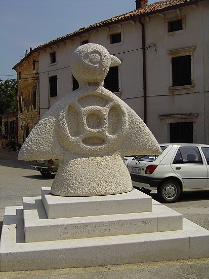 PICT5471-1.jpg