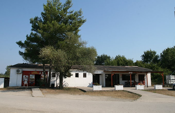 04_Camping_680.jpg