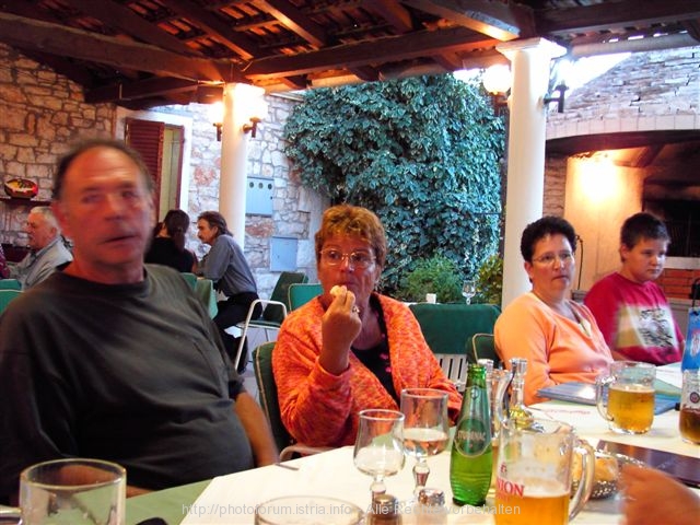 foritreffpula310806_3.jpg