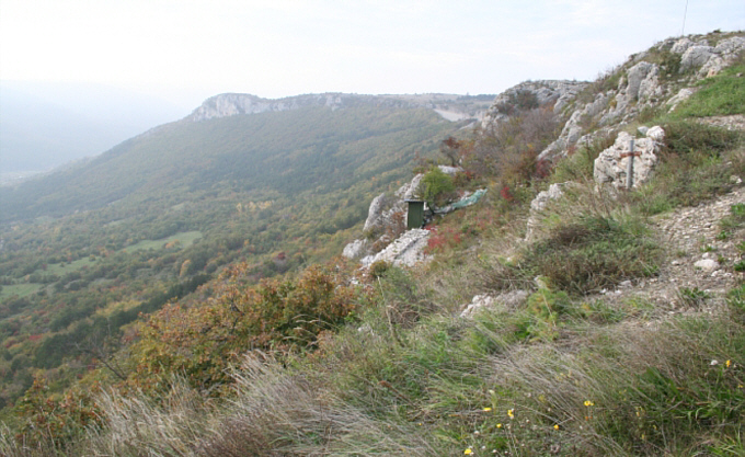 Cicarija_-__Raspadalica_Paragliding_Flugfeld.jpg