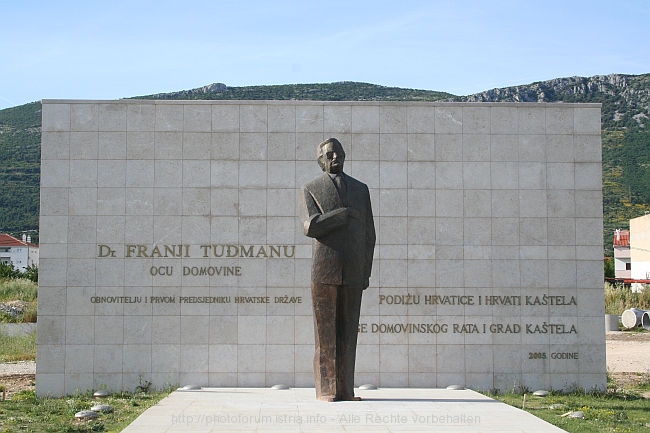 KASTEL_LUKSIC_Denkmal_Tudjman_IMG_3941.jpg
