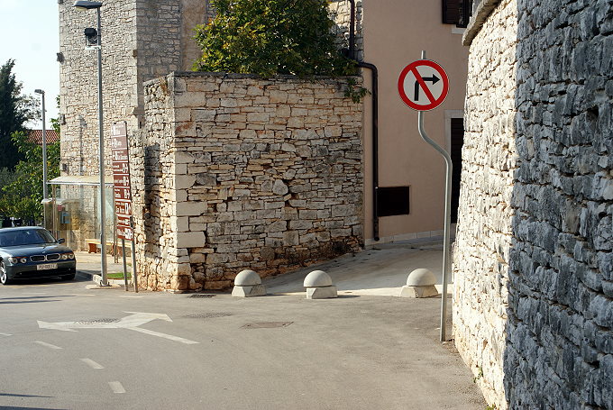 DSC08382-1.jpg