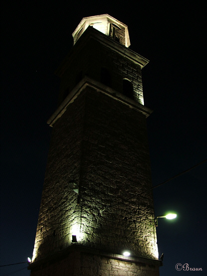 Kirchturm_Premantura_-_nachts.jpg