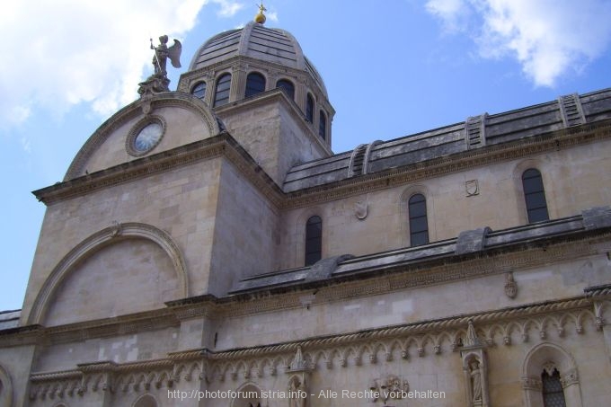 37_Dom_Sveti_Jakov.jpg