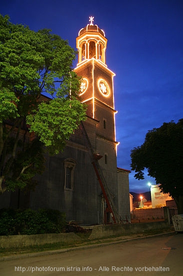 KASTEL_STARI_Kirche_IMG_4197.JPG