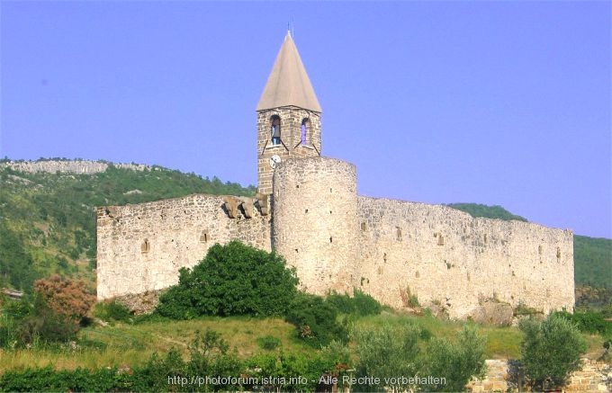 Hrastovlje_01.jpg