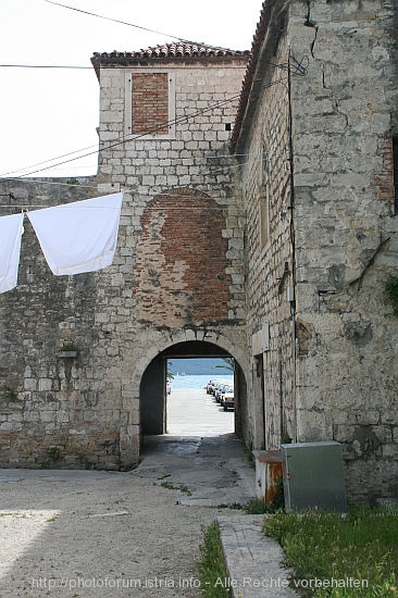 KASTEL_SUCURAC_IMG_3842.JPG