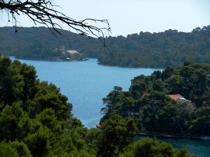 35_Mljet_Nikon_Cabrio_040_680_2.jpg