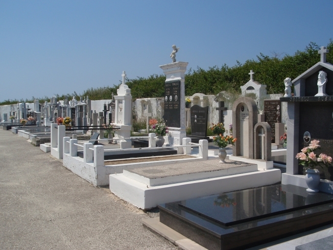Friedhof_Susak_Teil_2.JPG