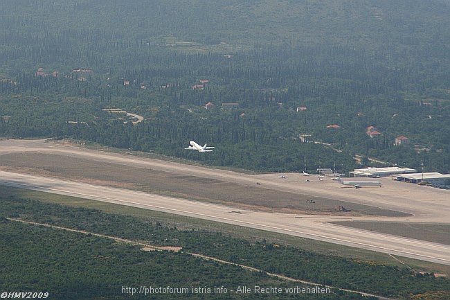 KONAVLE_Ausblick_auf_Flughafen_Dubrovnik__2009IMG_2540a.jpg