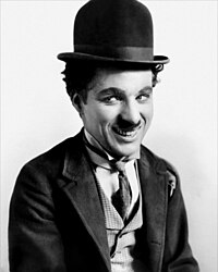200px-Charlie_Chaplin.jpg