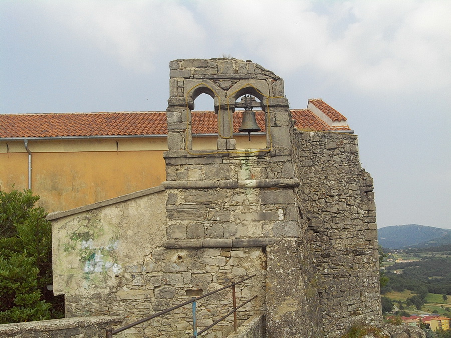 Buzet-Teil_der_Stadtbefestigung-1.jpg