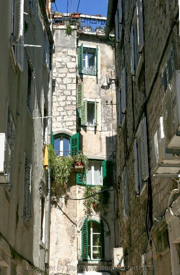 h01__Split_086r.jpg