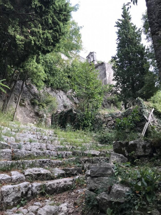 32456-ruine-kozljak